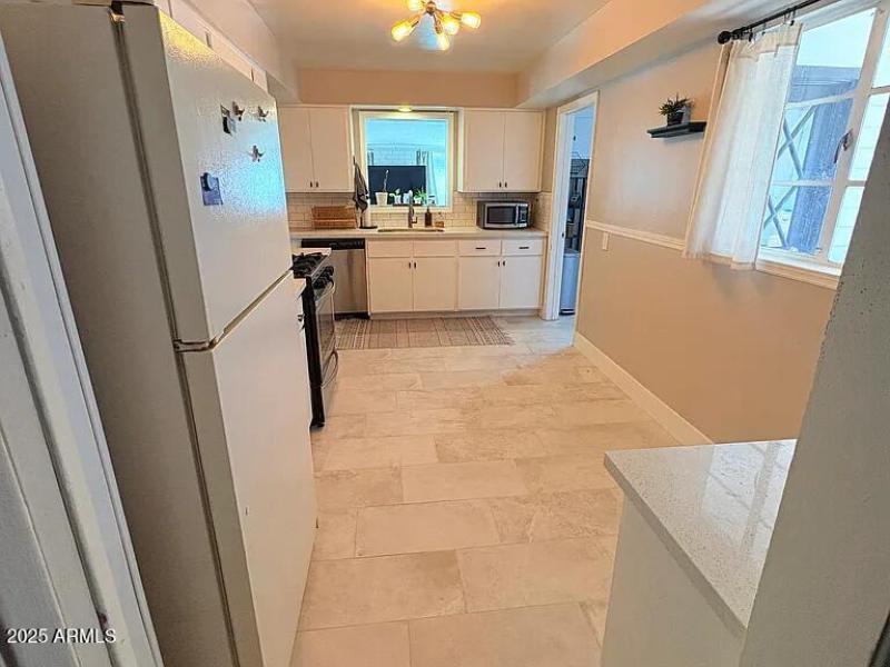 8a264a1bac24ff98e238e779cc908596-cc_ft_7