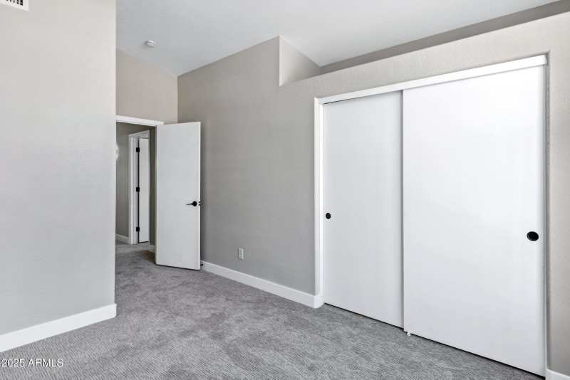 4617 E Goldfinch Gate Ln-29
