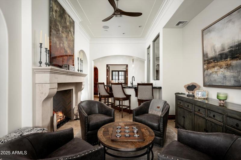 Bar/conversation seating