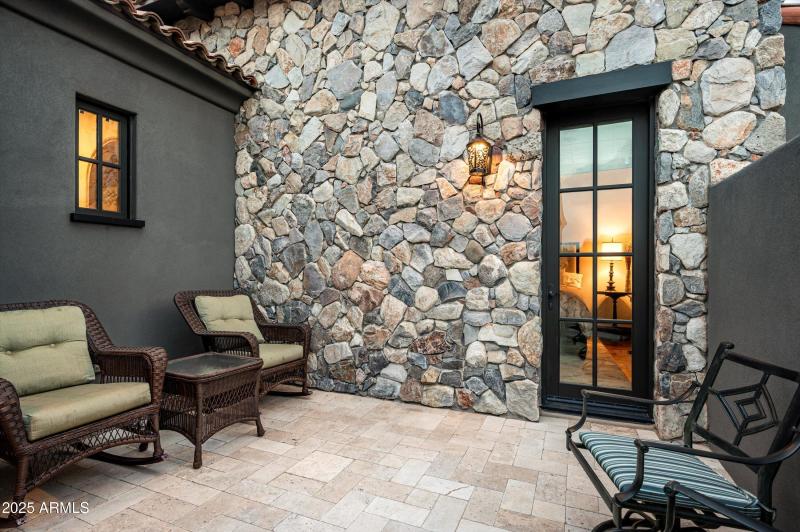 Guest bedroom 2 patio