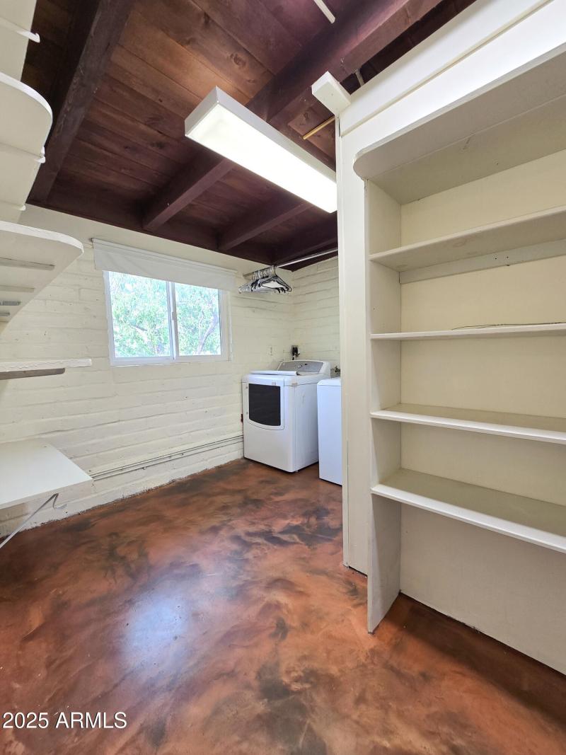 Pantry/Laundry Room