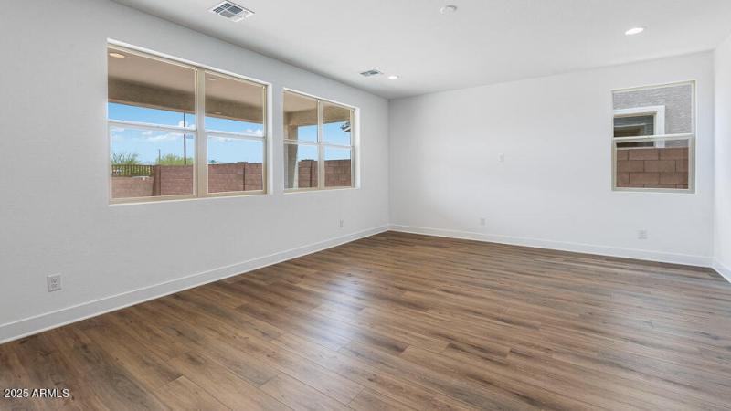 hj-az-phoenix-combs-ranch-discovery-sien