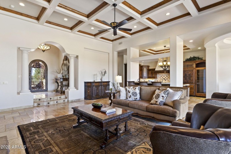 016_Living Room