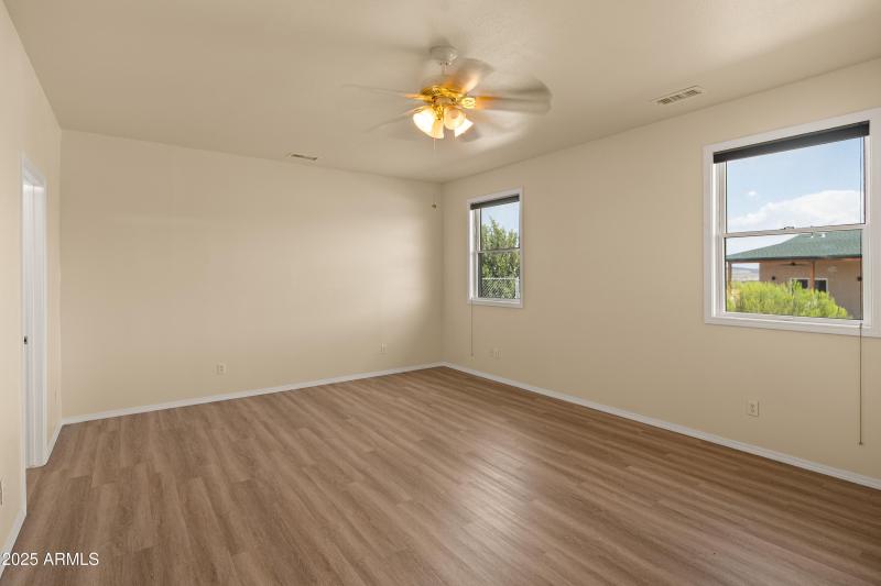 Huge In-Law Suite/2nd Primary Bedroom