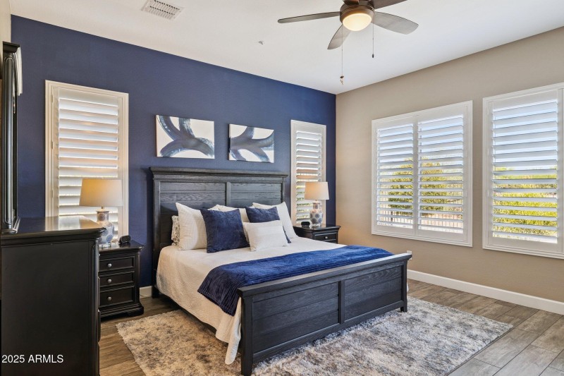 20-web-or-mls-17608-e-desert-vista-trail