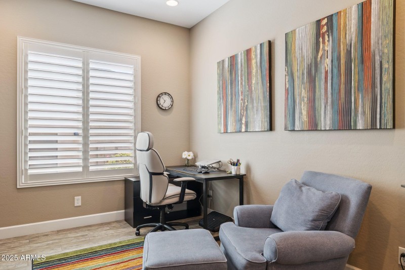 34-web-or-mls-17608-e-desert-vista-trail