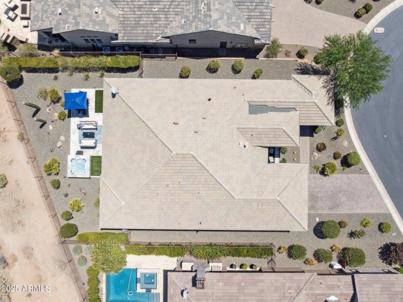 48-web-or-mls-17608-e-desert-vista-trail