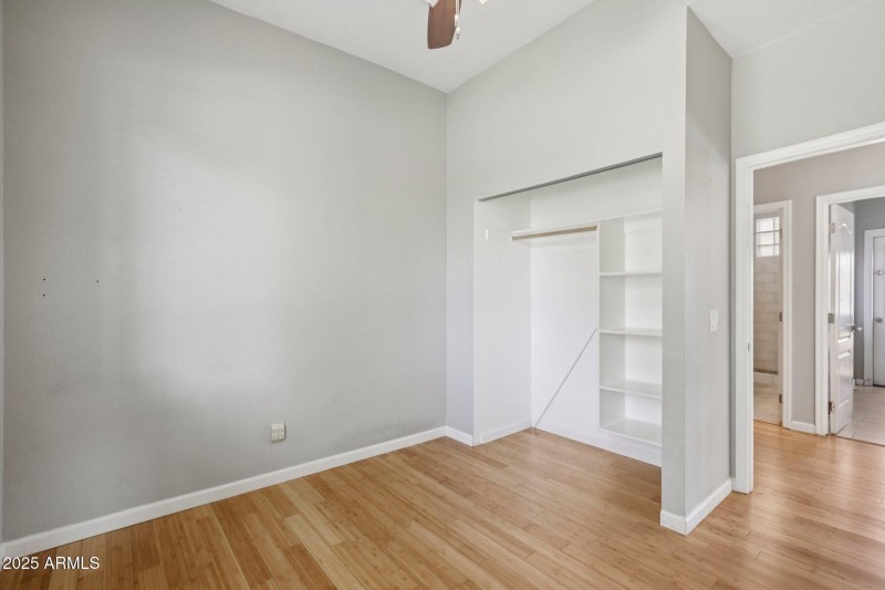 Bedroom/Den