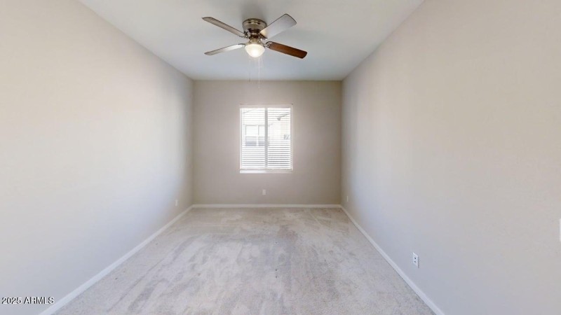 746-east-doral-avenue-bedroom1