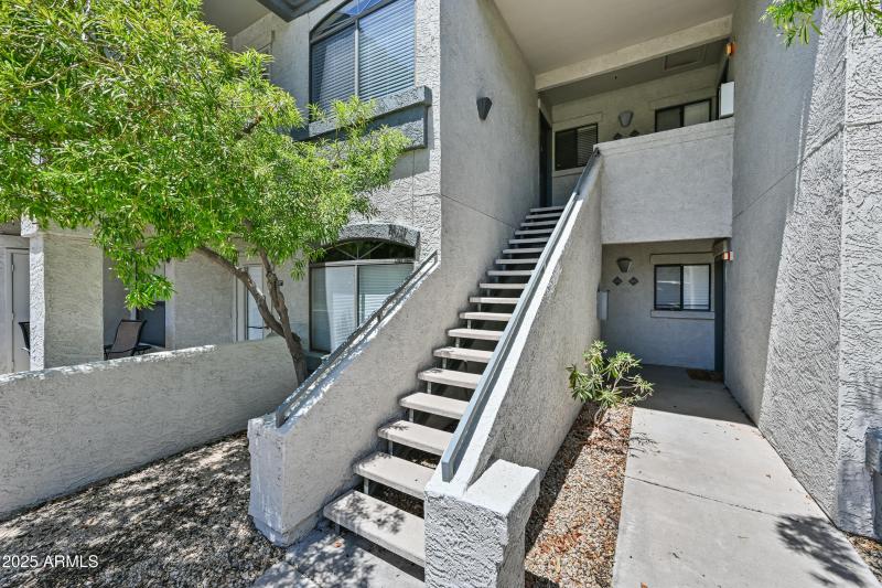 2-15095NTPP2003-ocupix