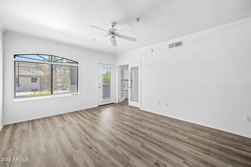 4-15095NTPP2003-ocupix