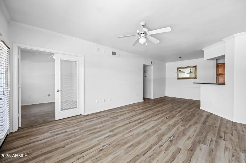 9-15095NTPP2003-ocupix