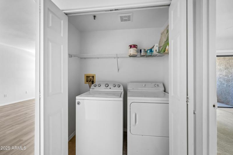 27-15095NTPP2003-ocupix