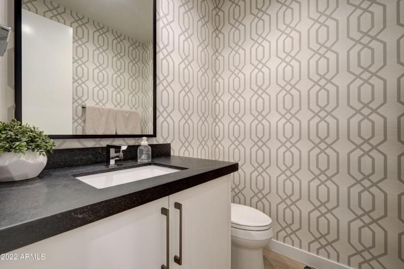 6500 E Camelback Rd, 1006-21