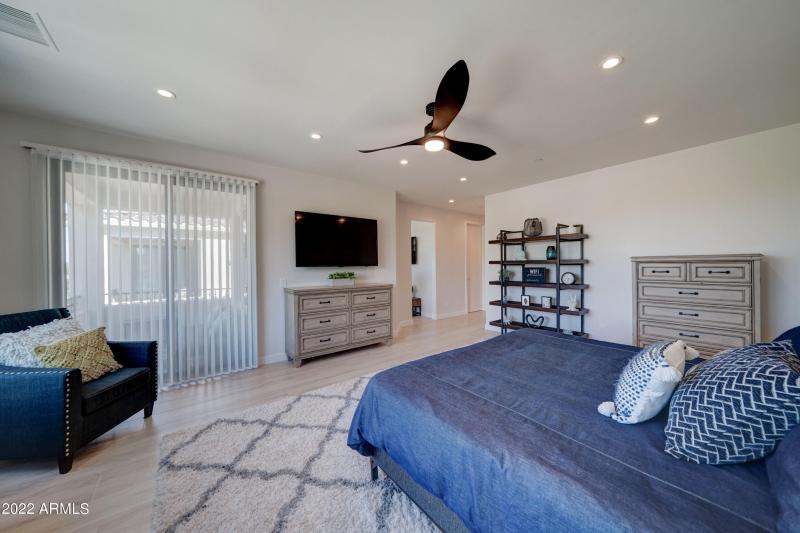 6500 E Camelback Rd, 1006-33