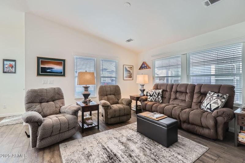 650 N Hawes Rd #3217 - Web Quality - 002