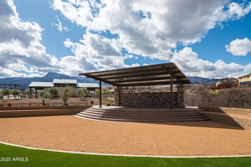 JL_MinersRetreat-CommunityPark-ground-11