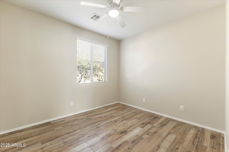 25-Bedroom 2