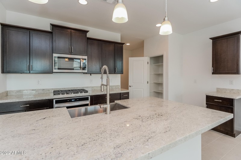 006-photo-kitchen-11456817