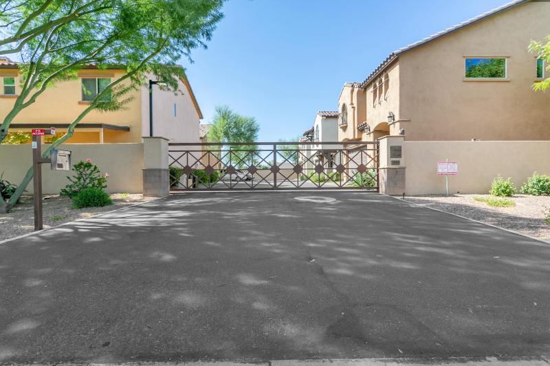 31_3345_E_Pinchot_Ave_Unit_7__31