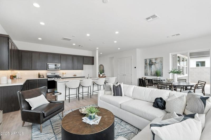 23-web-or-mls-Tin-23