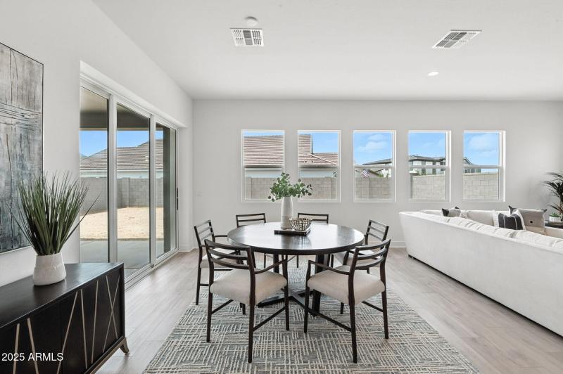 28-web-or-mls-Tin-28