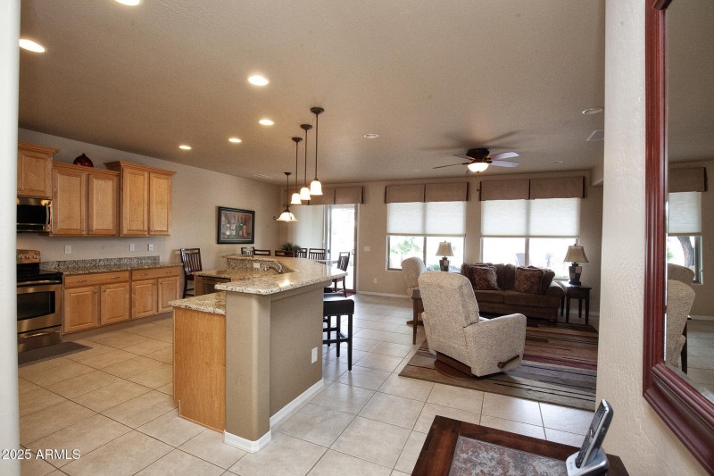 029_20669N266Ave