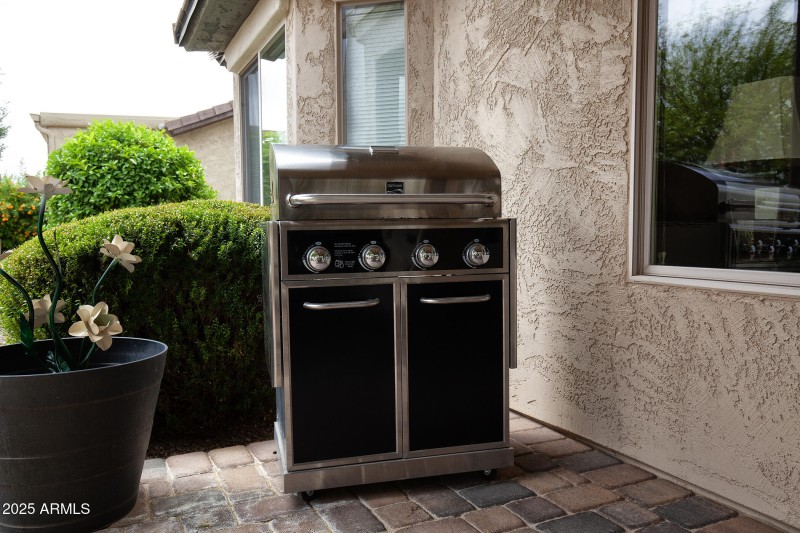 071_20669N266Ave
