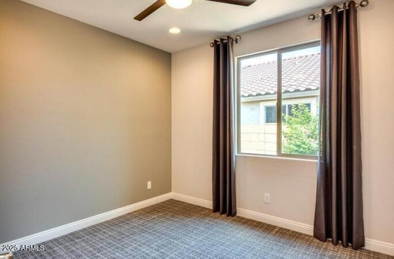 20210819213056225085000000-o