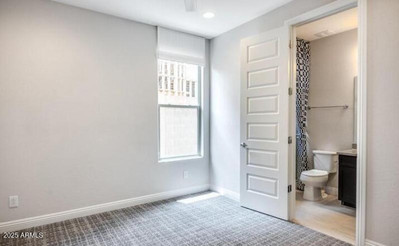 20210819213211768801000000-o