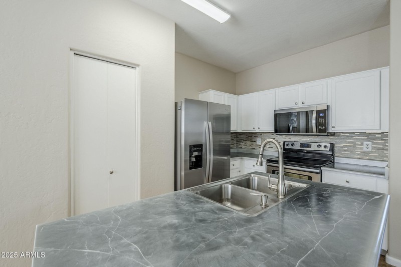 17-web-or-mls-101st-17