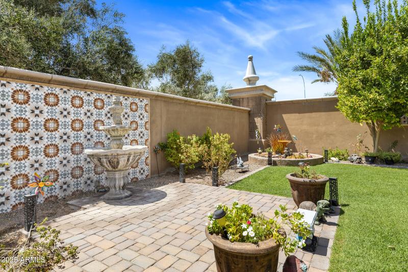 2133 E Kesler Ln-44