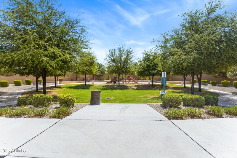 2133 E Kesler Ln-46