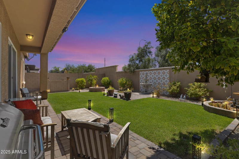 2133 E Kesler Ln-52