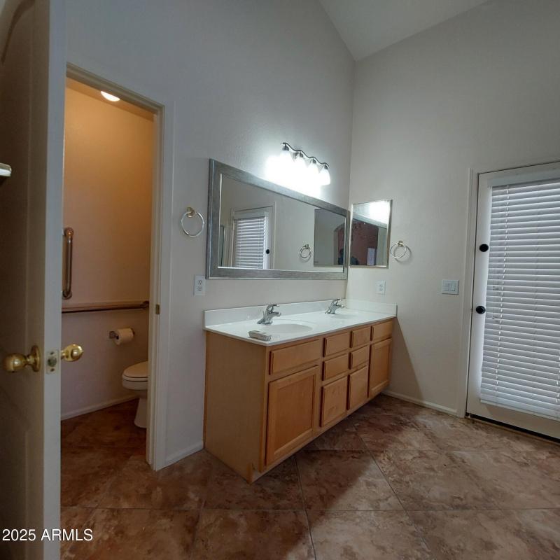 11219W.VernonAvePics31