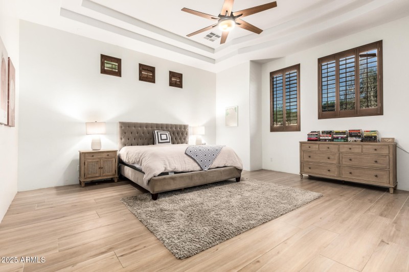 Primary suite