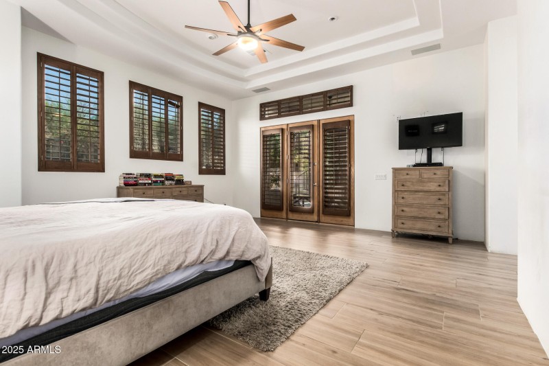 Large primary suite