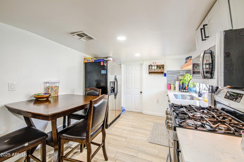 Kitchen 2