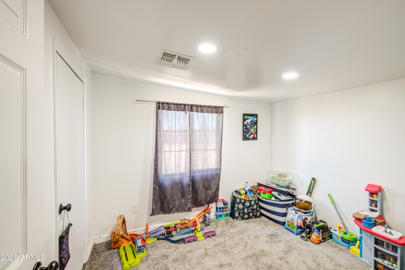 Bedroom 3-pic 1