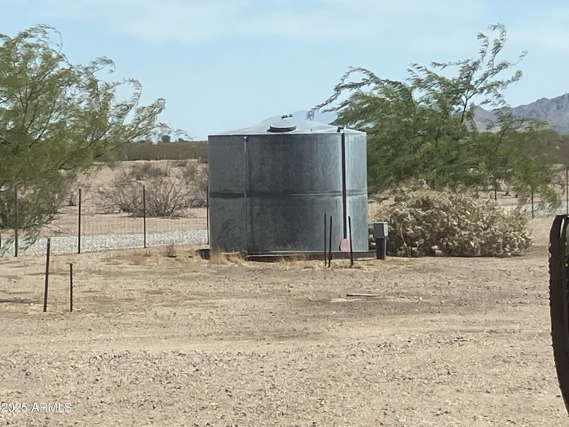 F02F8F50-A053-40E7-9C79-9C8DD4B9651C