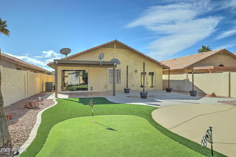 5204 W Geronimo St-35