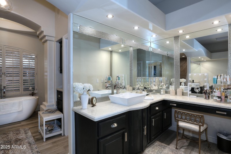 Night-Primary Bath2