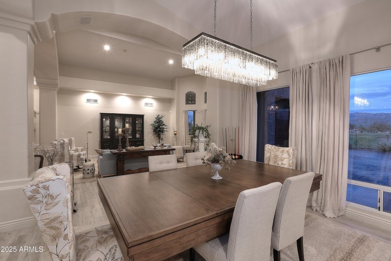 Night-Dining Room2