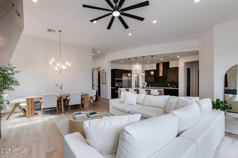Living/Dining
