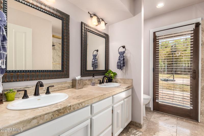 41 - Guest Vanities