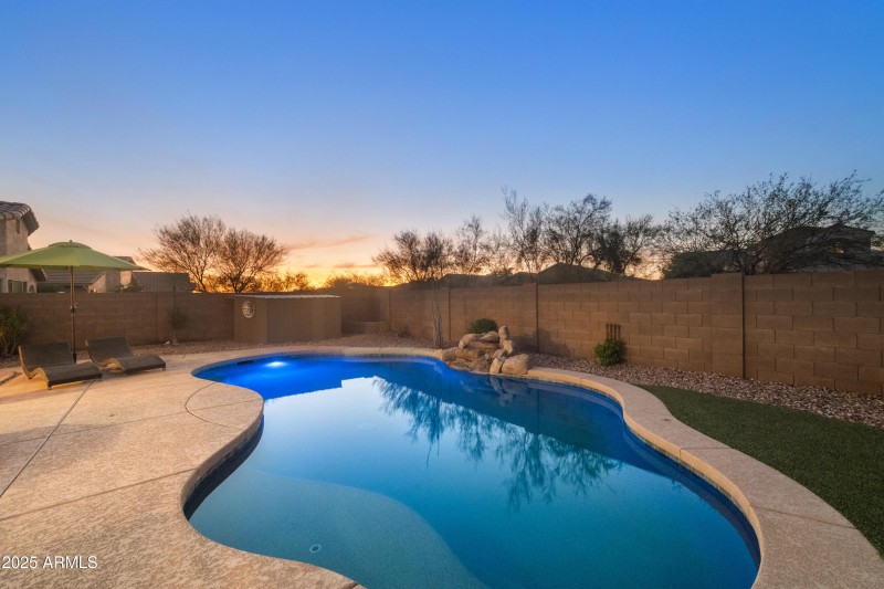 10318-E-Trailhead-Court-60