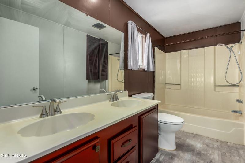 Primary Ensuite