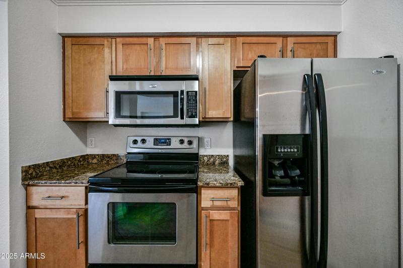 11-2025ECA248-ocupix-