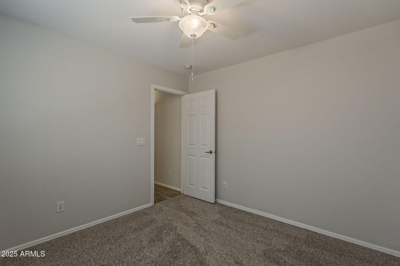 10-web-or-mls-Naomi-10