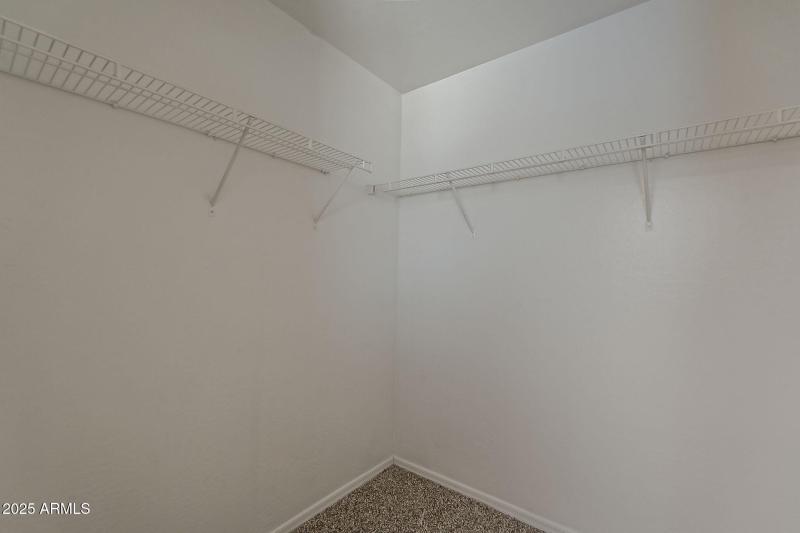 11-web-or-mls-Naomi-11